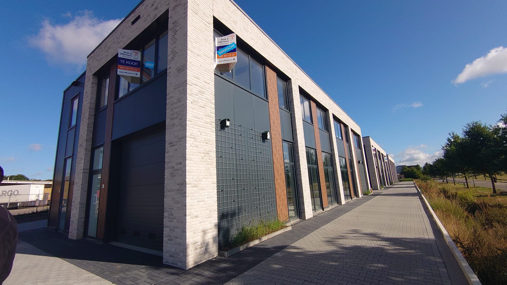 Oplevering 33 bedrijfsunits geslaagd!